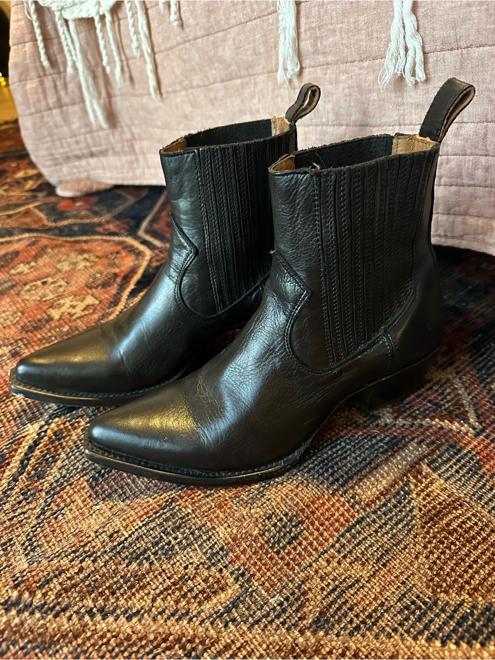 FRYE SACHA CHELSEA BOOT